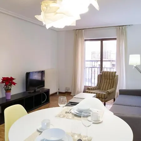 Plaza San Cristobal - Gran Via Apartment Salamanca